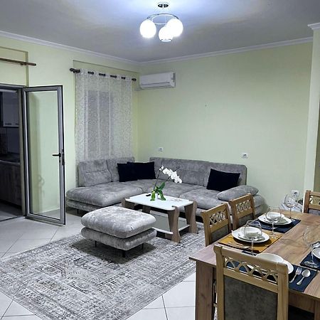 New Baazar Terrace Apartment 地拉那 外观 照片