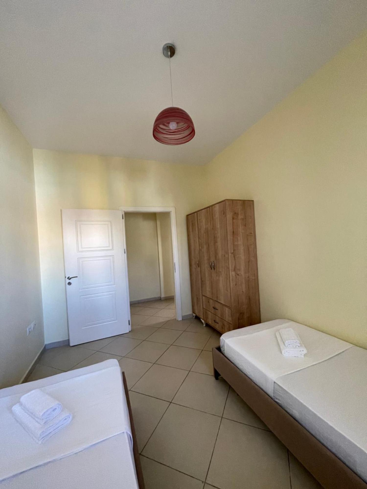 New Baazar Terrace Apartment 地拉那 外观 照片