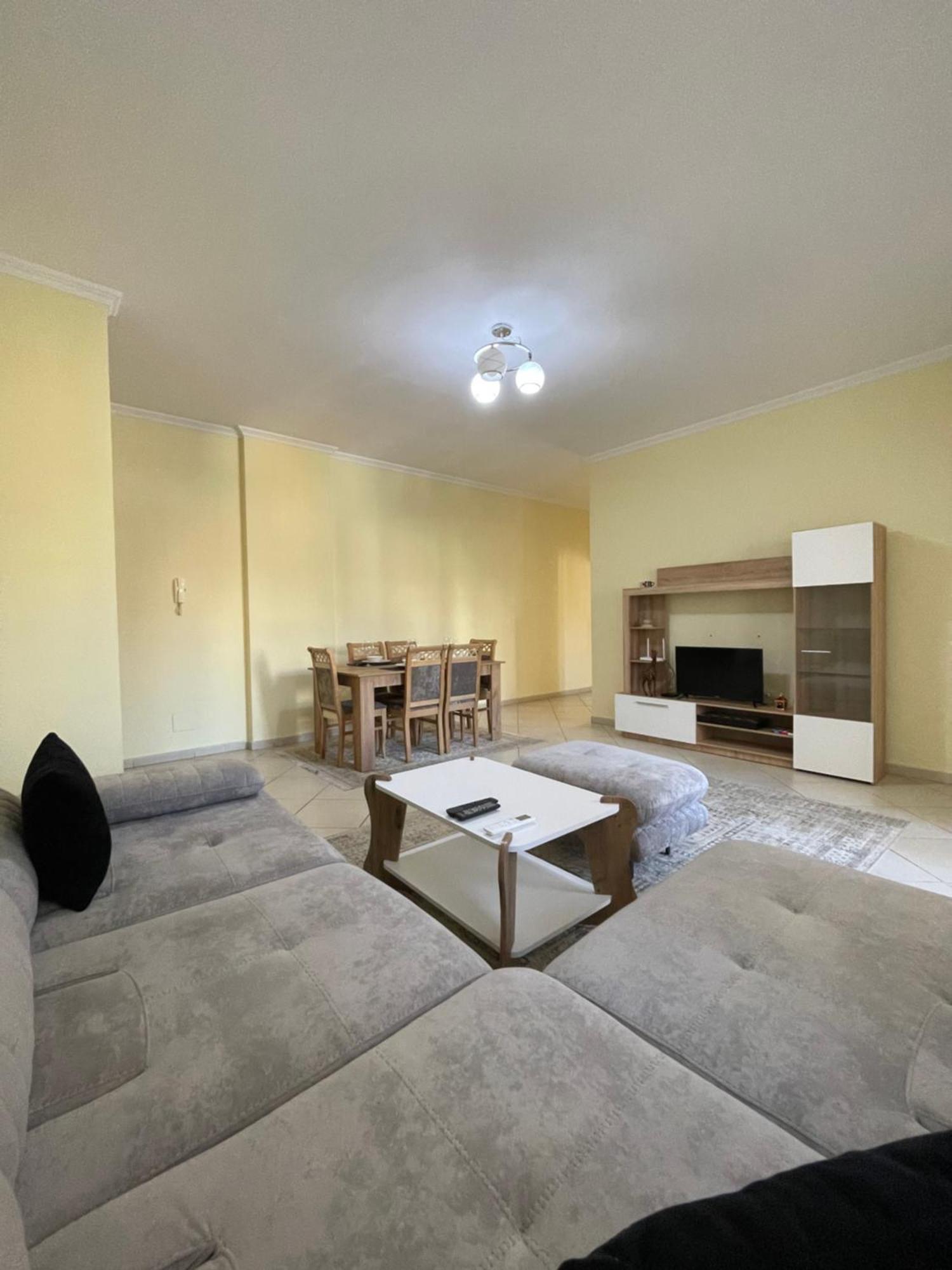 New Baazar Terrace Apartment 地拉那 外观 照片